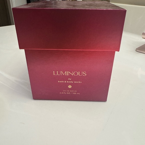 Luminous Eau de Parfum by Bath and Body Works 3.4oz  New in Gift Box - Picture 3 of 4